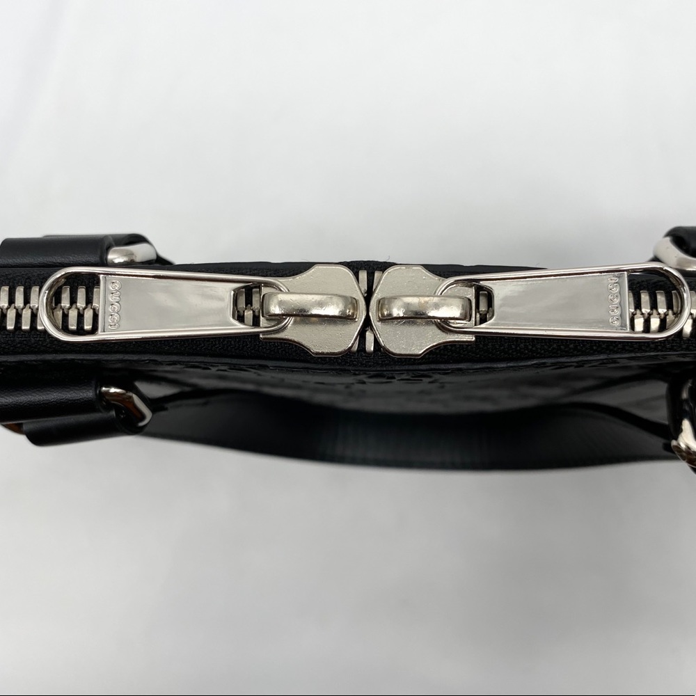 GUCCI Guccissima GG Leather Black Laptop Case - Picture 11 of 16